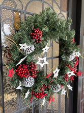 Load image into Gallery viewer, Woodlands Wreath